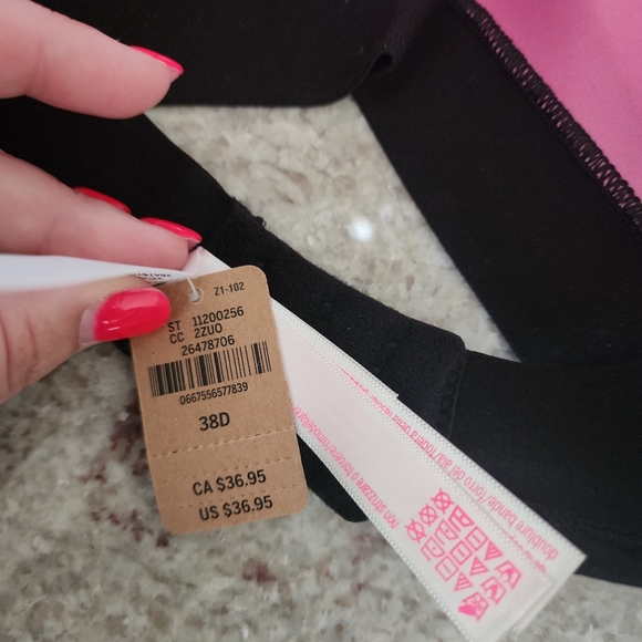 Victoria's Secret Wireless Black Bra - Picture 5 of 5